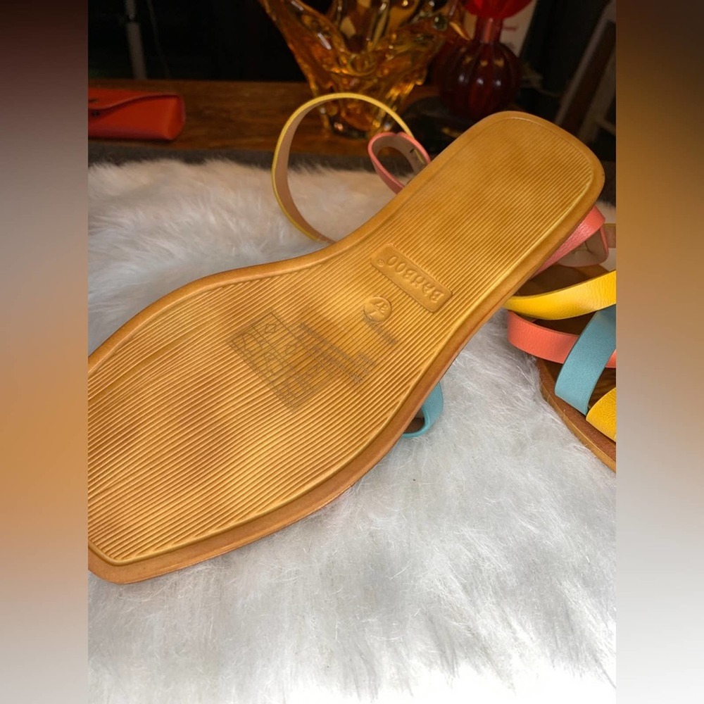 Multicolored sandals - Picture 9 of 9